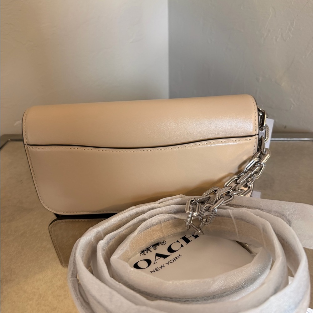 Coach. Idol Bag 23 - Picture 2 of 7